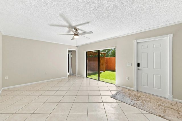 4 of 38 - 9139 Sw 23rd Street #c, Davie, FL