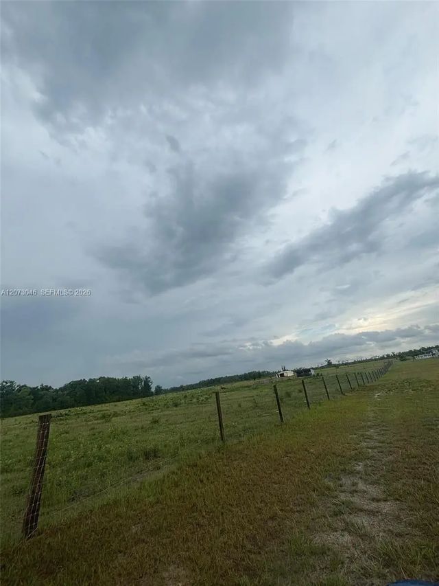 2 of 3 - 5278 189 Road, , FL