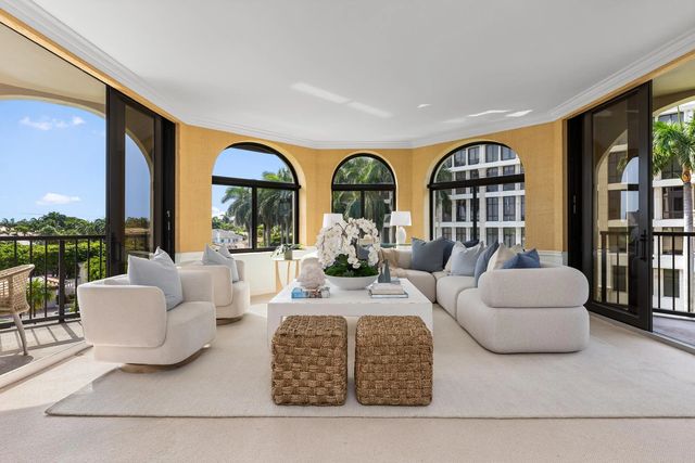 200 Bradley Place #301, Palm Beach