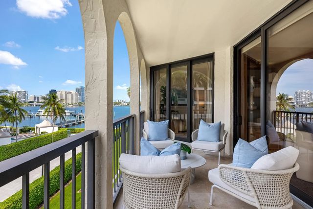 2 of 26 - 200 Bradley Place #301, Palm Beach, FL