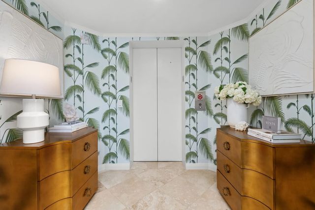 3 of 26 - 200 Bradley Place #301, Palm Beach, FL