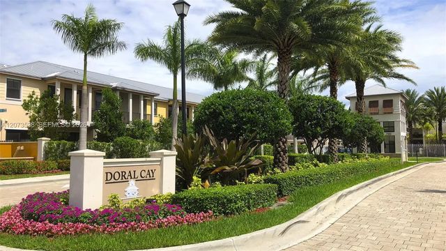 5930 Nw 104th Path, Doral
