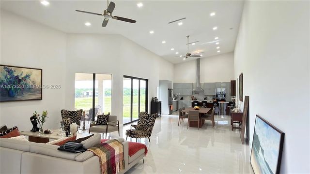 19860 Skyhawk Lane, Loxahatchee