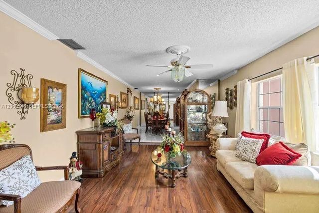 5 of 37 - 2160 Nw 91st Terrace, Pembroke Pines, FL