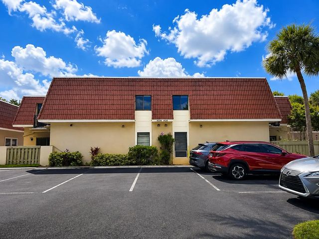3 of 38 - 4226 Nw 114th Terrace #26, Coral Springs, FL