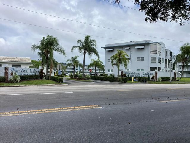 2 of 37 - 2300 Park Lane #203, Hollywood, FL