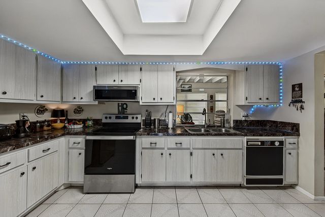 3 of 72 - 2930 Nw 1st Drive, Pompano Beach, FL