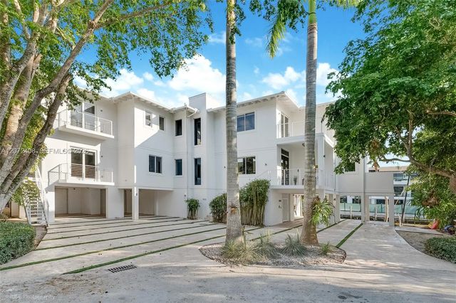 5 of 46 - 3835 Carole Court, Miami, FL