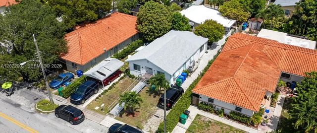 3085 Sw & 3083 17th Street, Miami