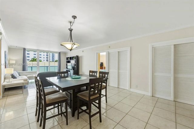 3 of 25 - 3901 S Ocean Drive #3e, Hollywood, FL