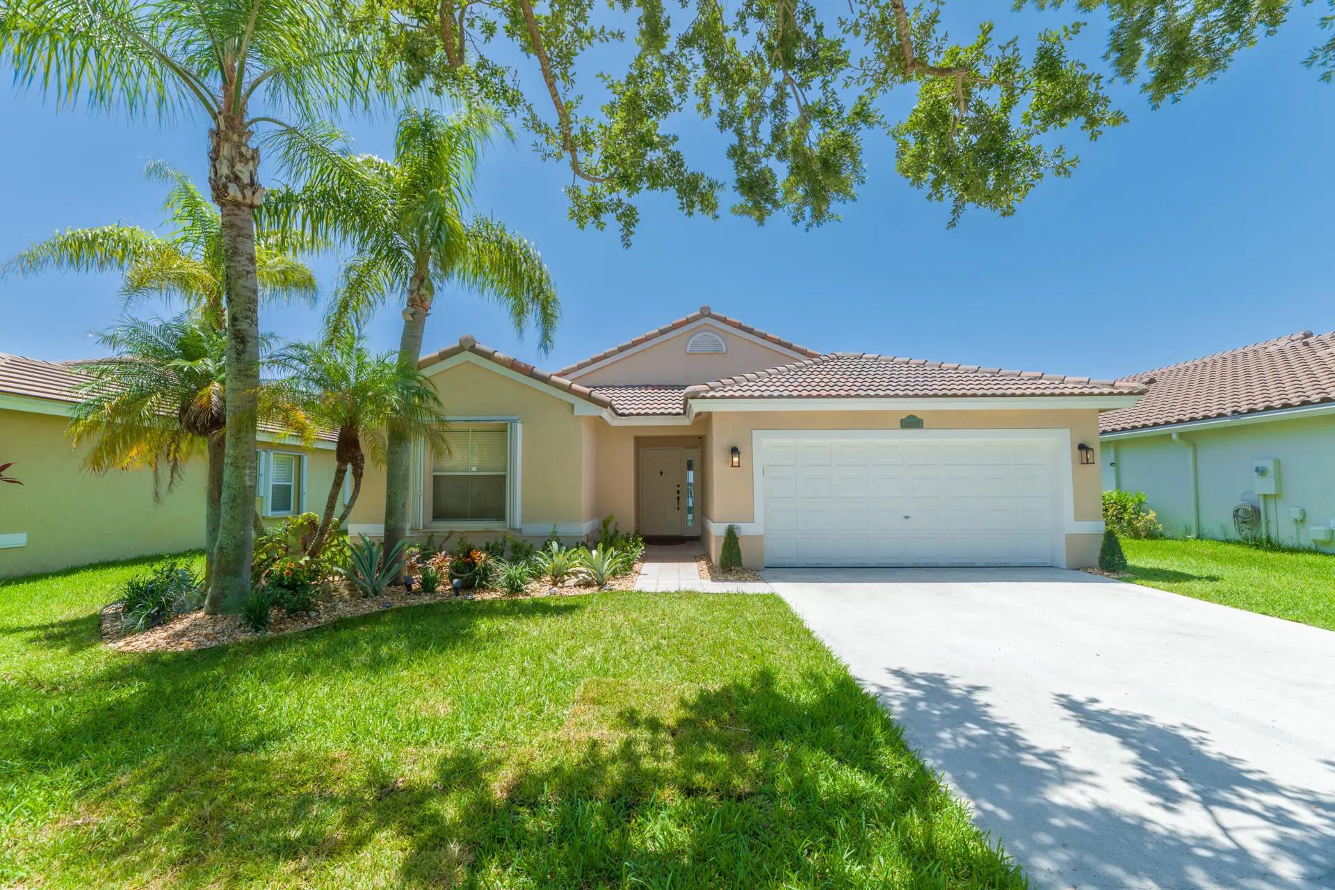 19200 Nw 24th Court, Pembroke Pines