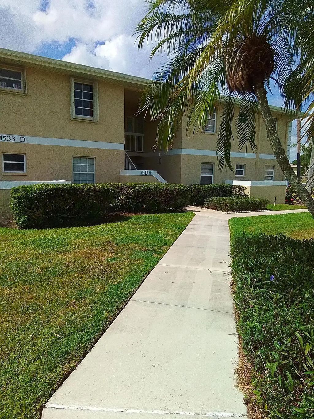 1535 Se Royal Green Circle #d102, Port St. Lucie