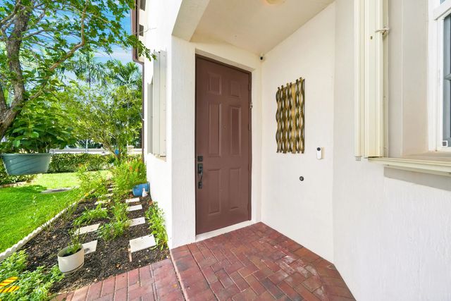 3 of 35 - 9747 Darlington Place, Cooper City, FL