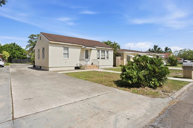 2 of 24 - 1214 N C Street, Lake Worth Beach, FL