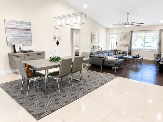 2 of 21 - 10601 Nw 7th Place, Coral Springs, FL