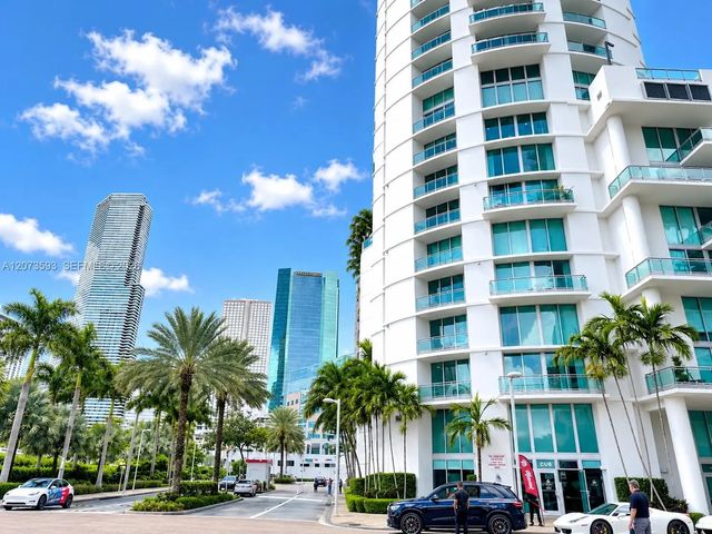 3 of 31 - 350 S Miami Avenue #2215, Miami, FL