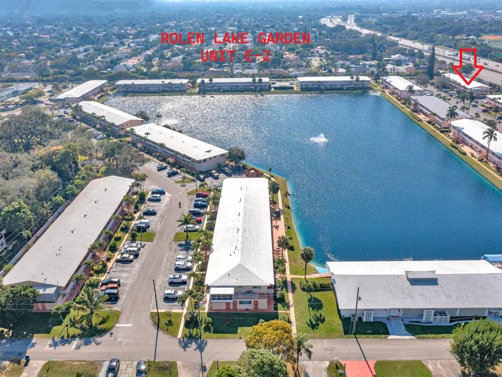 1000 Sw 11th Avenue #2e, Hallandale Beach