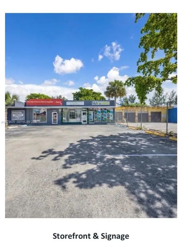 4 of 5 - 1026 Nw 9th Avenue, Fort Lauderdale, FL