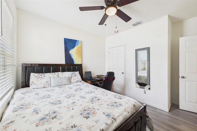 2 of 38 - 301 Se Volkerts Terrace, Port St. Lucie, FL