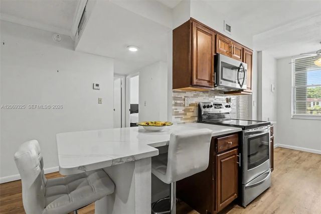 2 of 26 - 2998 Nw 48th Terrace #432, Lauderdale Lakes, FL
