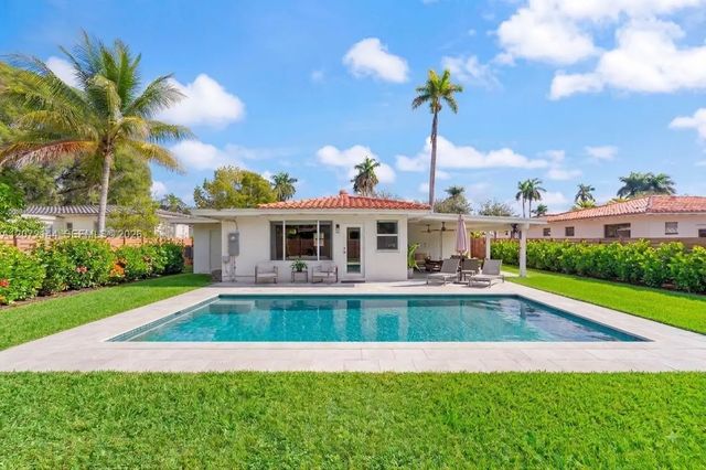 10650 Ne 11th Court, Miami Shores