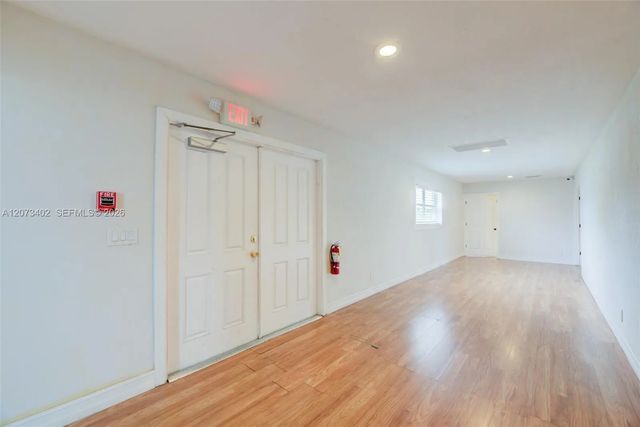 4 of 36 - 359 10th Street, Lake Park, FL