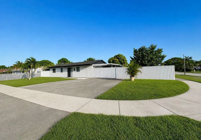 4860 Nw 190th Street, Miami Gardens