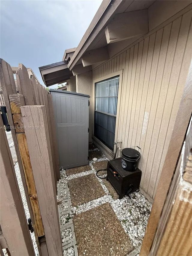 3 of 28 - 1925 Sw 81st Terrace, Davie, FL