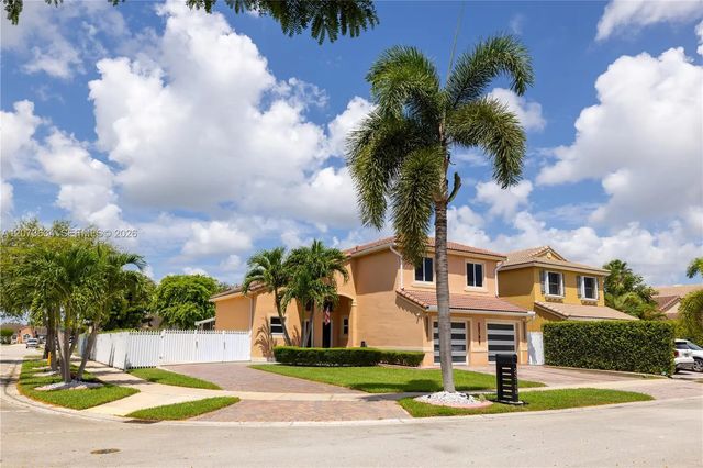 2 of 56 - 23706 Sw 108th Place, Homestead, FL