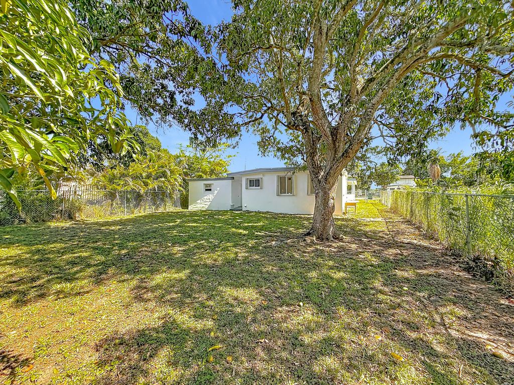 10235 Sw 177th Street, Miami