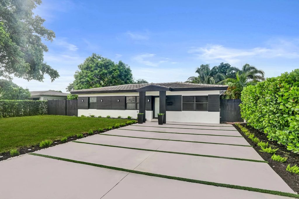 4581 Ne 3rd Avenue, Oakland Park