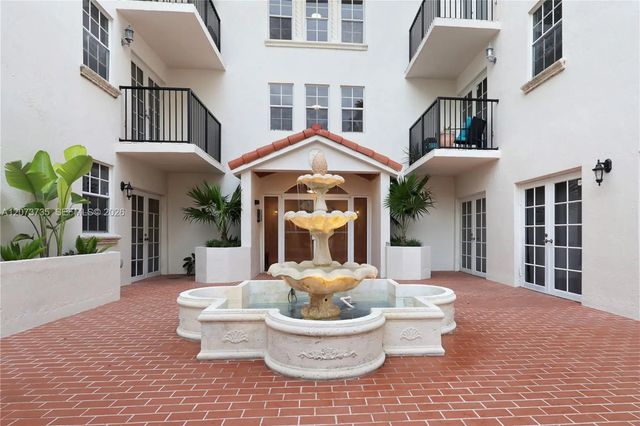 4 of 23 - 323 Navarre Avenue #301, Coral Gables, FL
