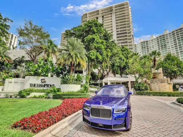 3 of 37 - 20281 E Country Club Drive #404, Aventura, FL