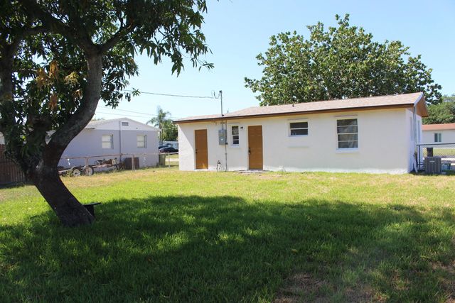 2 of 29 - 2304 Nw 15th Court, Fort Lauderdale, FL