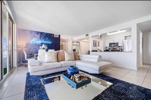4 of 23 - 1200 Brickell Bay Drive #4101, Miami, FL