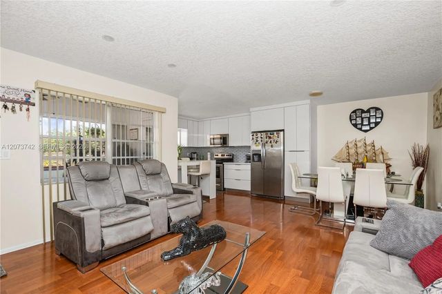 2 of 45 - 5300 Washington Street #e209, Hollywood, FL