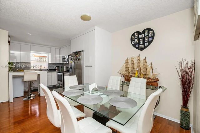 3 of 45 - 5300 Washington Street #e209, Hollywood, FL