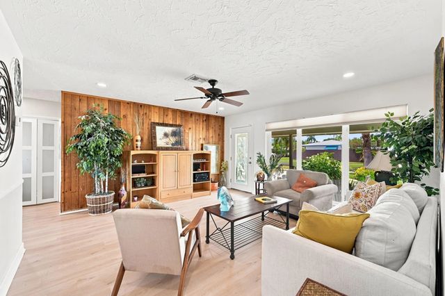 5 of 44 - 510 Se 4th Court, Pompano Beach, FL