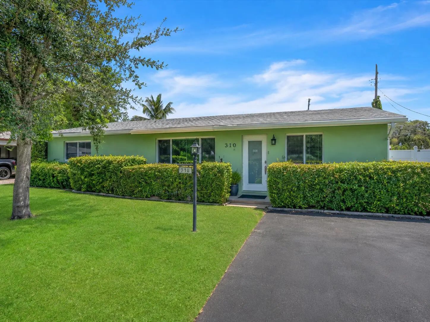 310 Se 8th Court, Pompano Beach