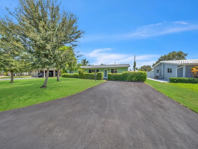 3 of 43 - 310 Se 8th Court, Pompano Beach, FL