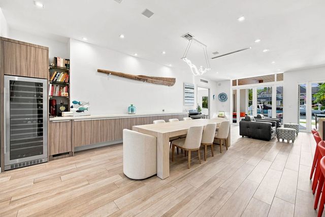 2 of 43 - 121 S Gordon Road, Fort Lauderdale, FL
