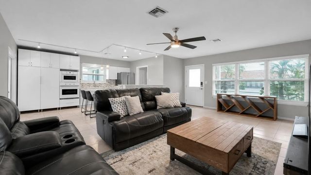 4 of 31 - 935 Nautilus Isle, Dania Beach, FL