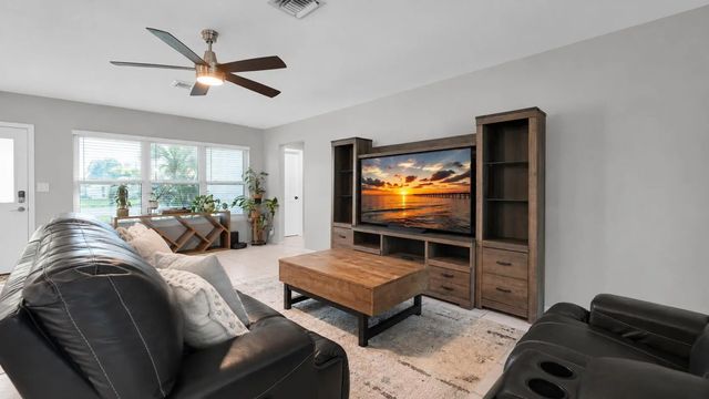 5 of 31 - 935 Nautilus Isle, Dania Beach, FL