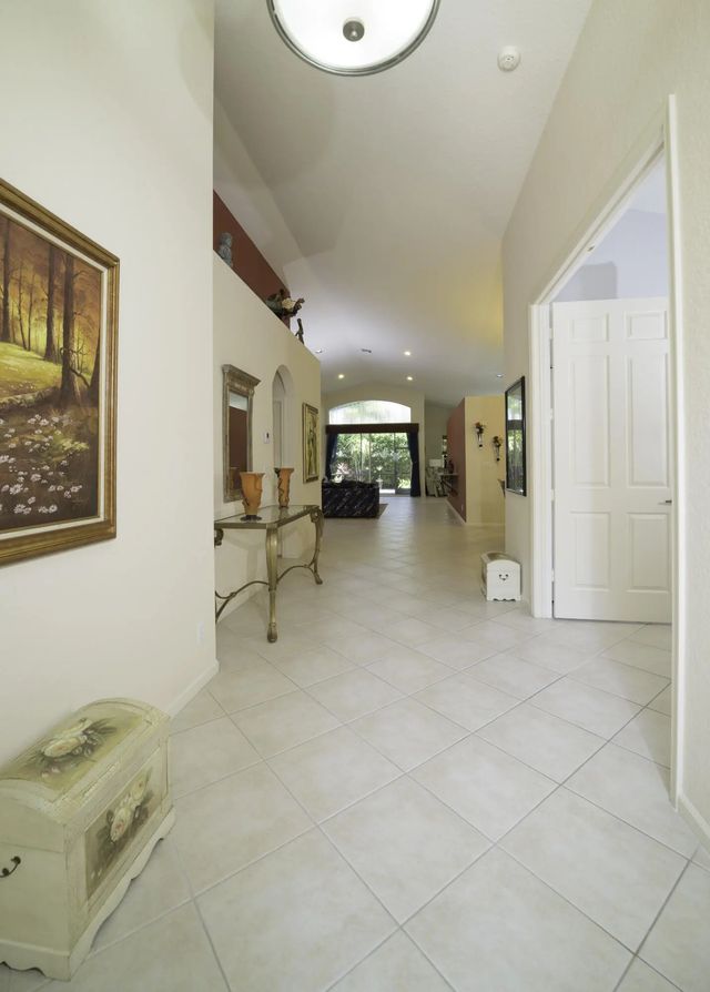 4 of 32 - 10052 Diamond Lake Drive, Boynton Beach, FL