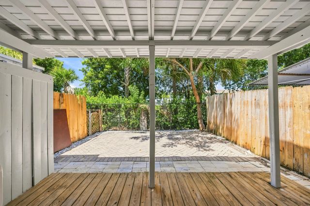 2 of 21 - 4161 Nw 9th Avenue #5, Deerfield Beach, FL