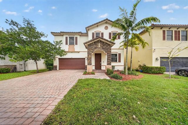 2 of 39 - 9371 W 35th Avenue, Hialeah, FL