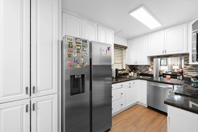 2 of 25 - 6300 Nw 62nd Street #101, Tamarac, FL