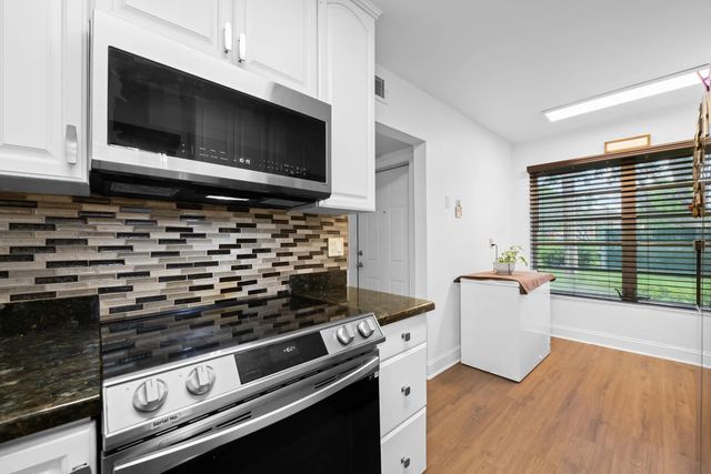 3 of 25 - 6300 Nw 62nd Street #101, Tamarac, FL
