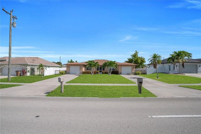 3 of 37 - 836 Trafalgar Parkway, Cape Coral, FL