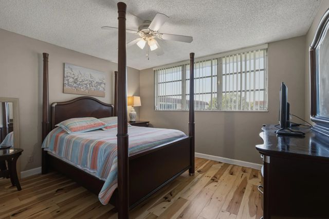 4 of 57 - 9420 S Hollybrook Lake Drive #304, Pembroke Pines, FL